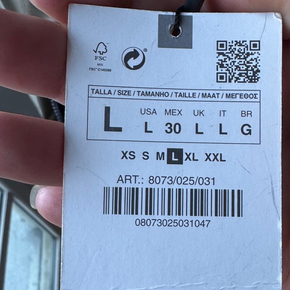 Zara double sided Black and green Hooded Puffer Vest - Picture 9 of 10